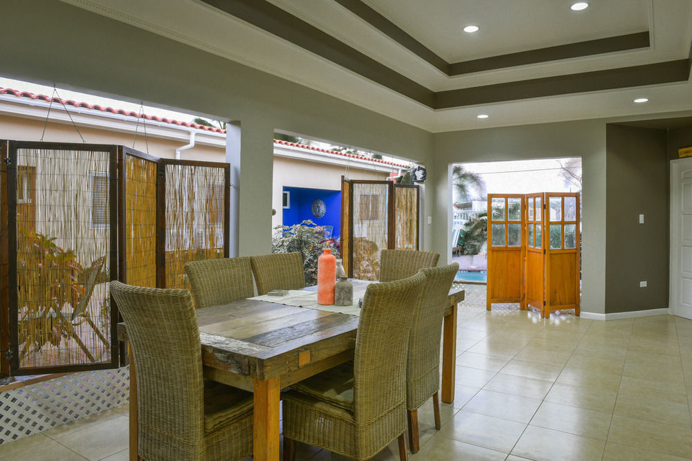 Little Paradise Aruba Vacation Apartments Palm Beach Extérieur photo