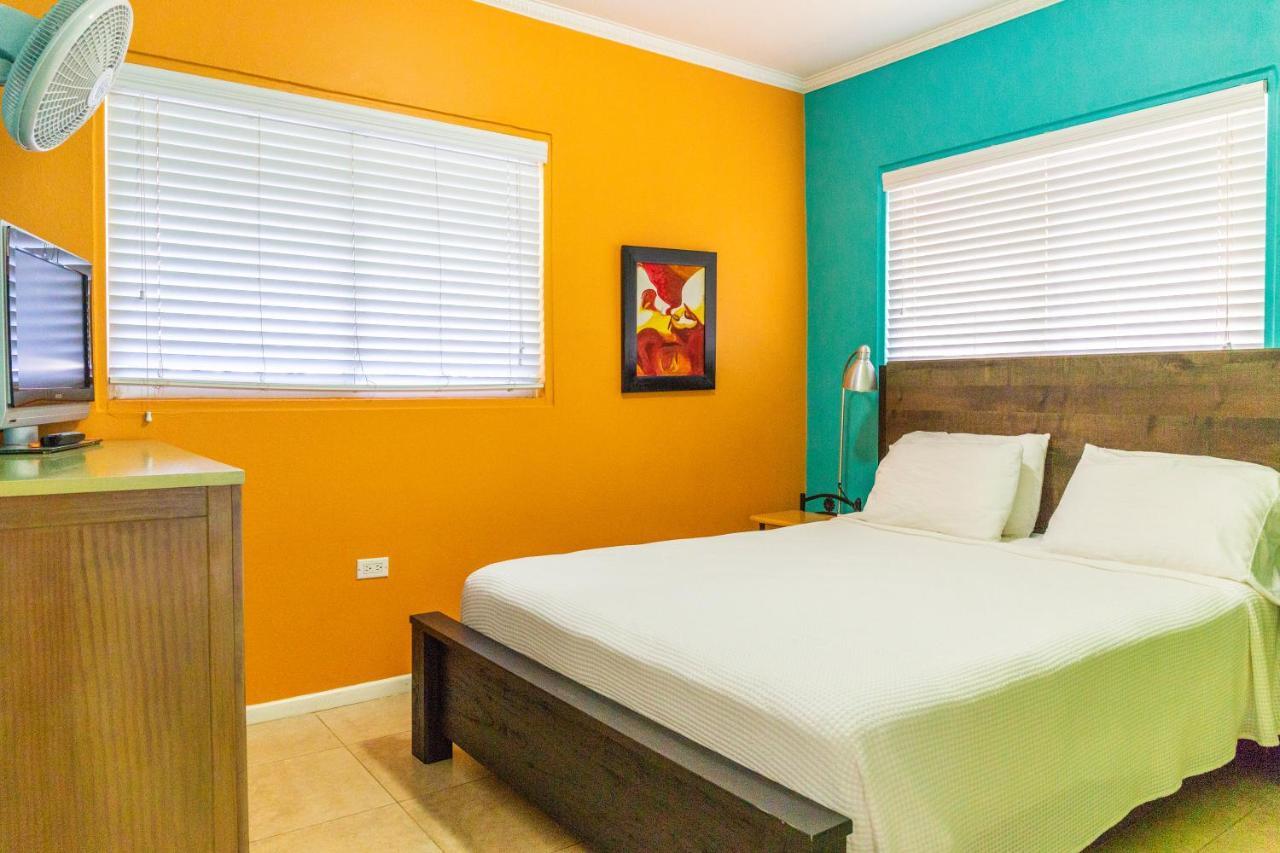 Little Paradise Aruba Vacation Apartments Palm Beach Extérieur photo