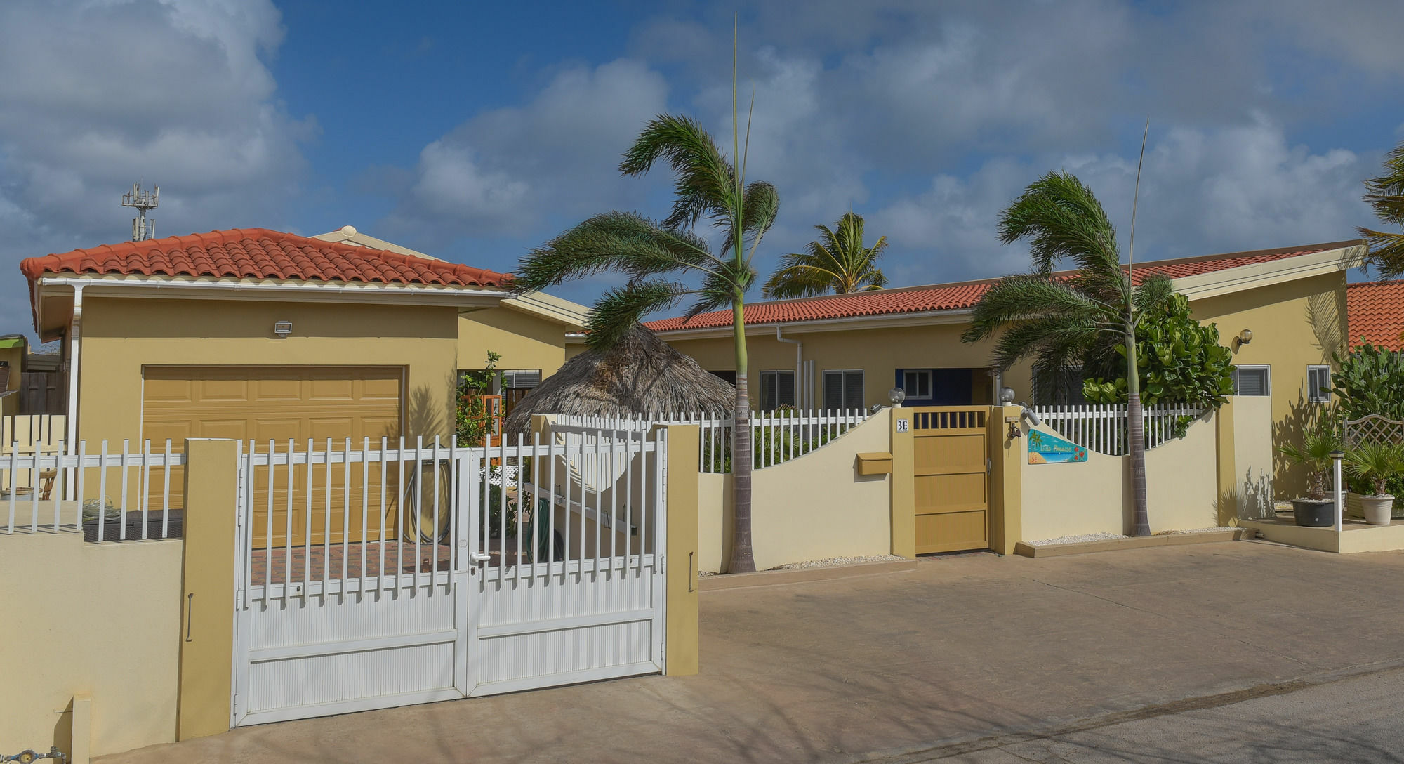 Little Paradise Aruba Vacation Apartments Palm Beach Extérieur photo